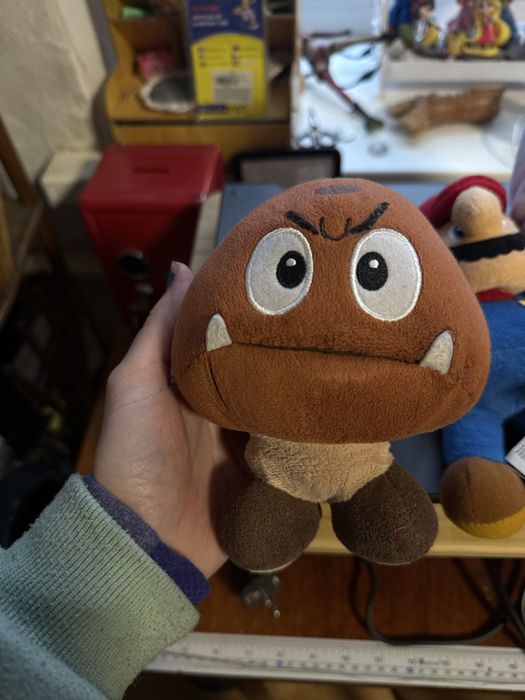 Дві іграшки по мотивам Маріо