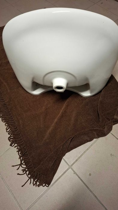 umywalka używana Roca