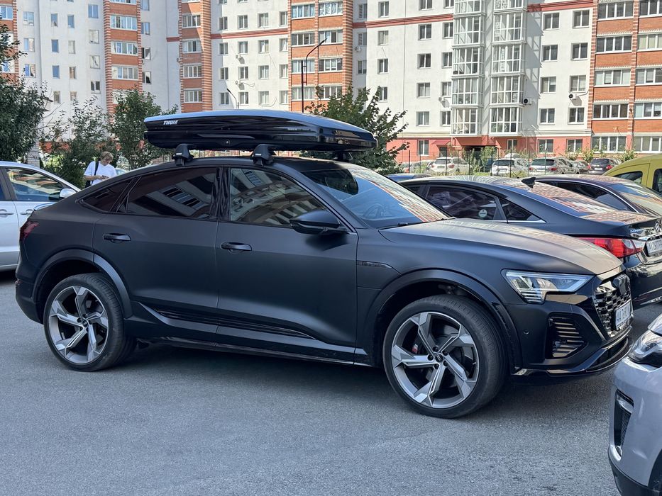 Б/у автобокс Thule Dynamic M tytan