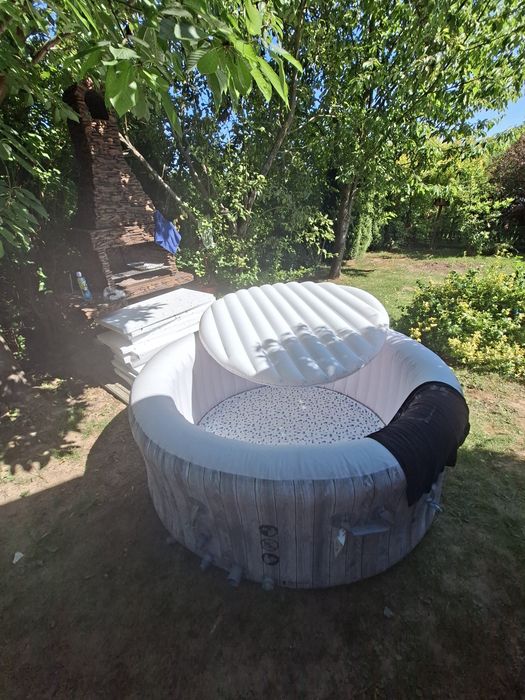 Jacuzzi  jak nowe