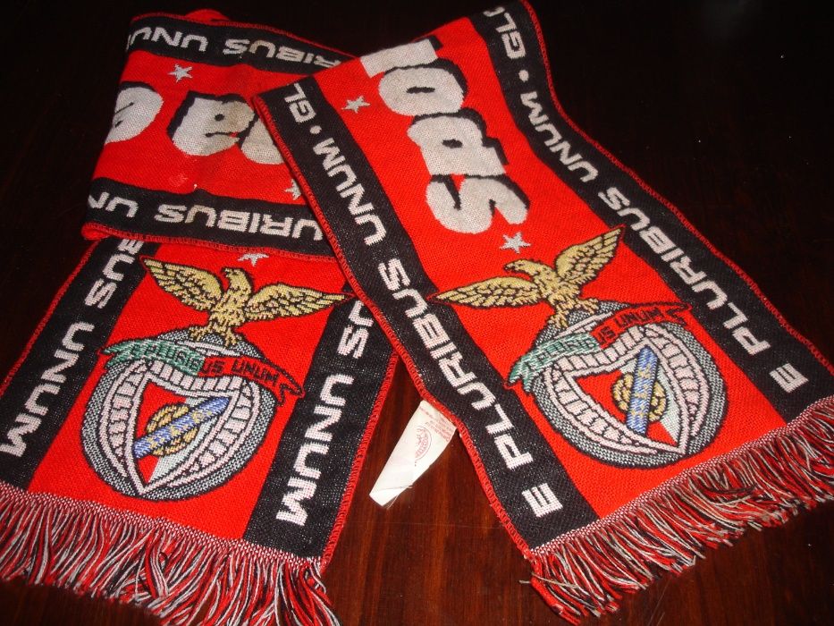 cachecóis de clubes