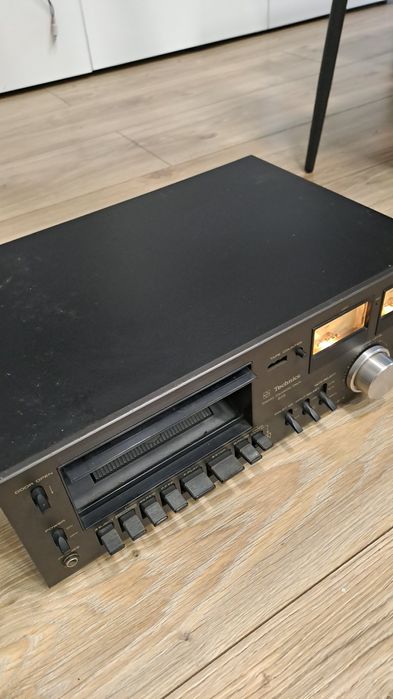 Magnetofon Technics RS 615US