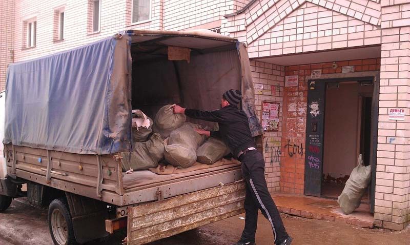 Вивiз строiтельного смiття
