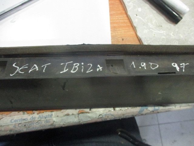 Spoiler / aileron da tampa da mala SEAT Ibiza II (6K1)