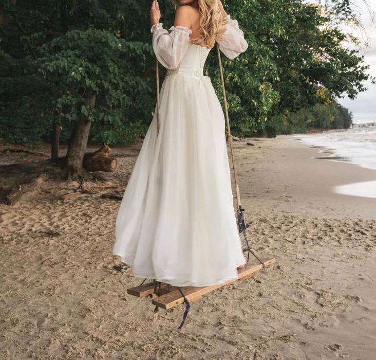 Roma - szyfonowa suknia ślubna z odpinanymi rękawami