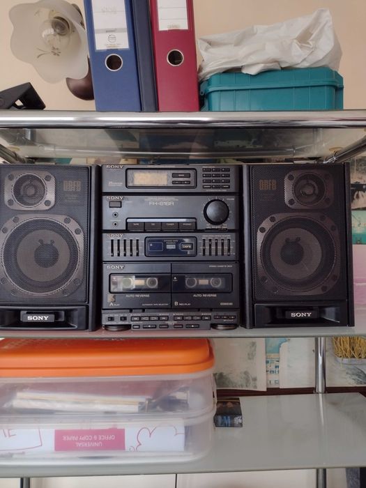 radio z głośnikami