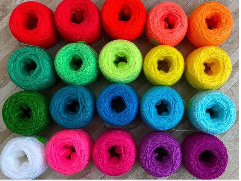 Акрилова нитка для вишивання, набір 20 мотків