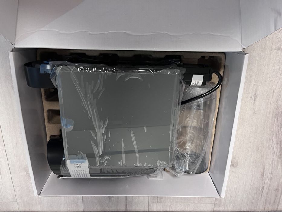 Продам капсульну кавоварку Delta Q mini без капучинатора .