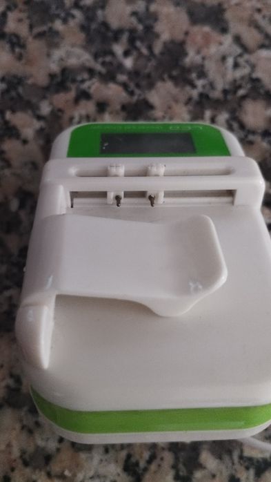 Carregador de baterias