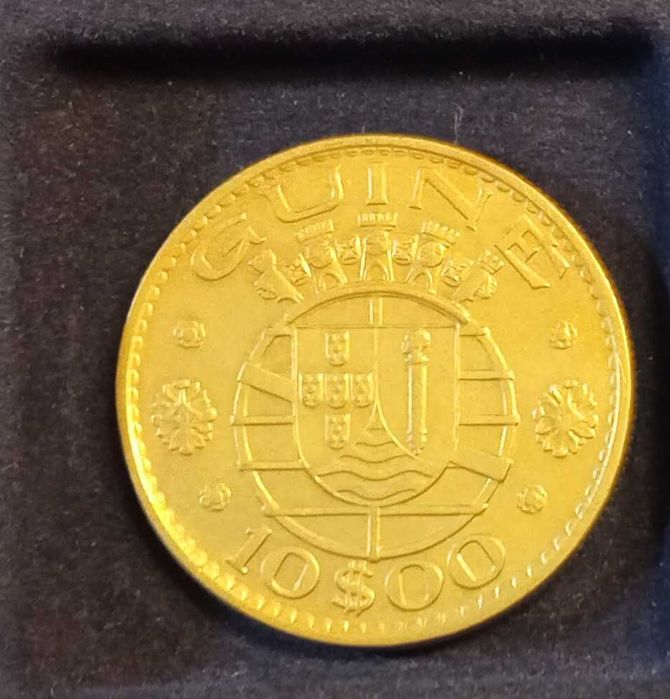 Caixa álbum numismático com moedas