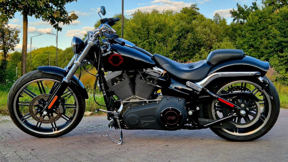 Harley-Davidson FXSB Breakout Harley Davidson FXSB Breakout 2017
