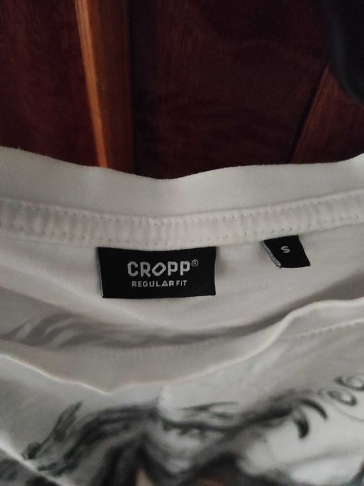 [ ПРОДАМ футболку у стилі аніме / японії від Cropp ]