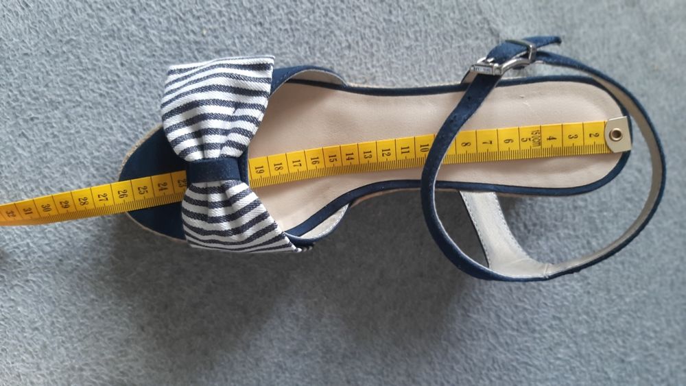 Espadryle na koturnie nowe