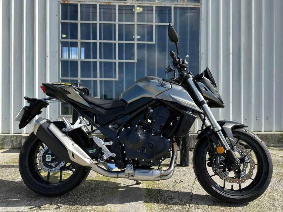 Honda CB750 Hornet 2024