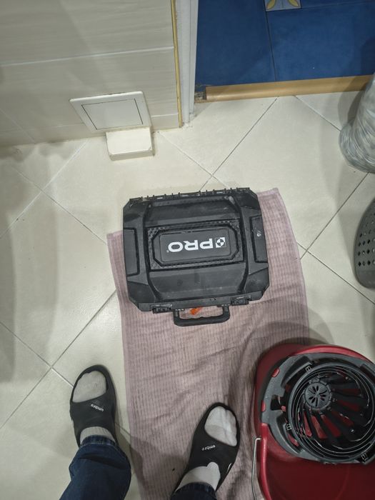 Laser krzyżowy Pro AQ4DG