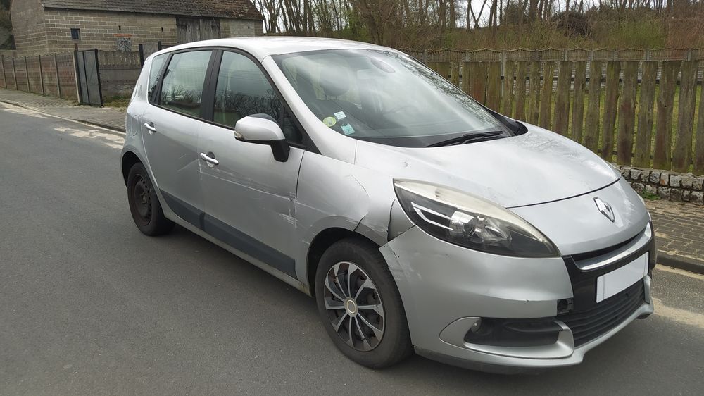 Scenic III 08.2012, 1.5dci 110KM, 137tys km klima