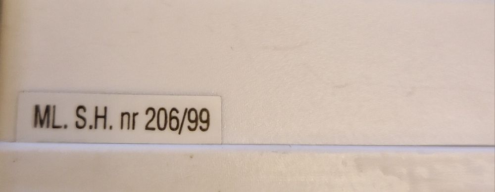 Gniazdo puszka telefoniczna natynkowa