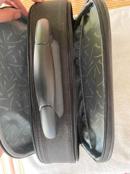 Mala nécessaire preta