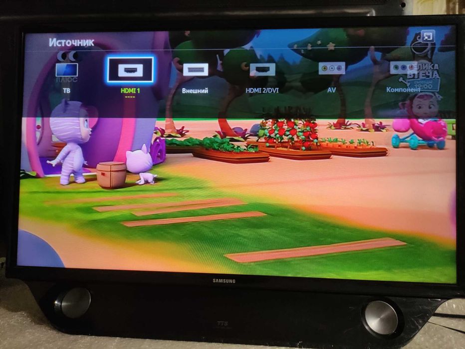 Продам полностью рабочий телевизор Samsung UE-32F4800