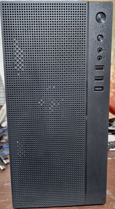 СистемникAM4 сокет Ryzen5 3600 16gDDR4/RX 6500XT 4g DDR6,256ssd/500HDD