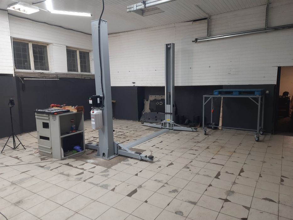 Продаж СТО електромобілів (електро і гібрид)