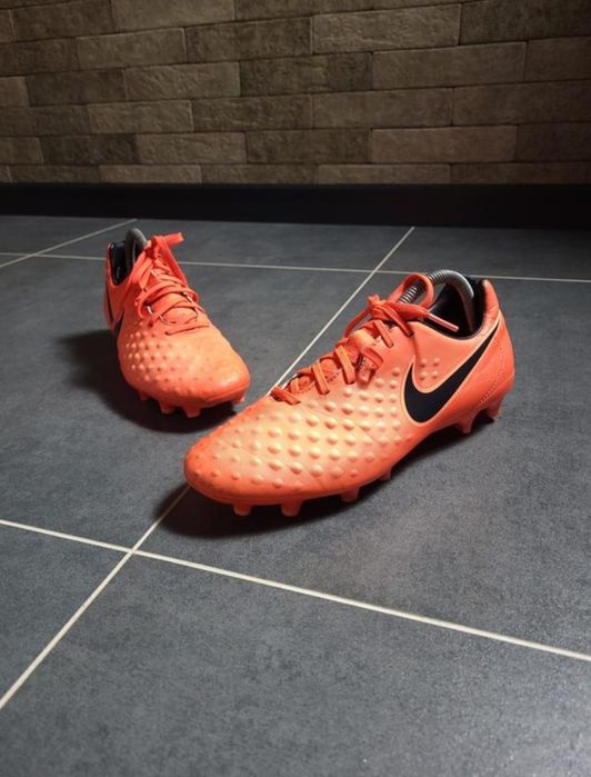 бутси, копочки NIKE MAGISTA