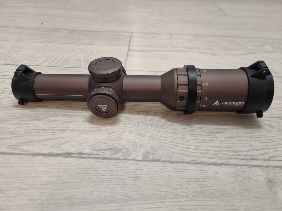 Luneta biegowa RED WIN Scarlet 1-6 jak NOWA!