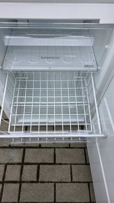 Wolnostojąca zamrażarka Privileg (Electrolux) 100l, 3+1, superfrost