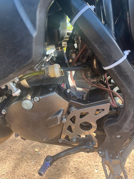 Geon Dakar GNX 250 2T (Lanza)