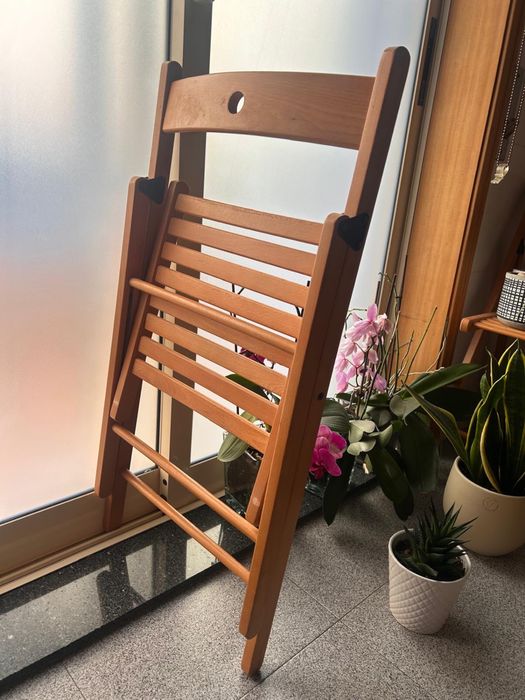 Cadeira dobrável ikea