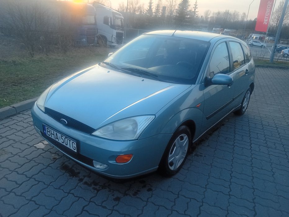 Focus 1.8 benzyna