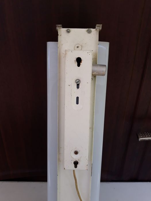 Светильник дневного света настенный