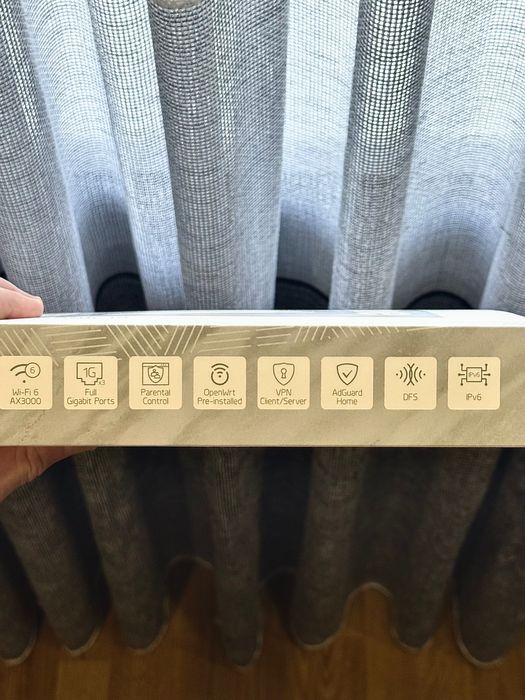 Роутер Gl.iNet Marble GL-B3000, AX3000 128/512 DDR3L OpenWRT, AdGuard