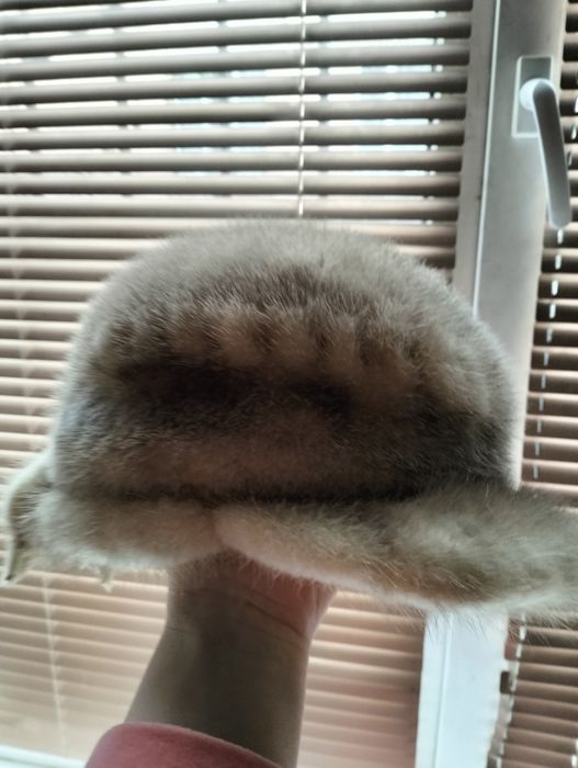 Норковая модная шапка