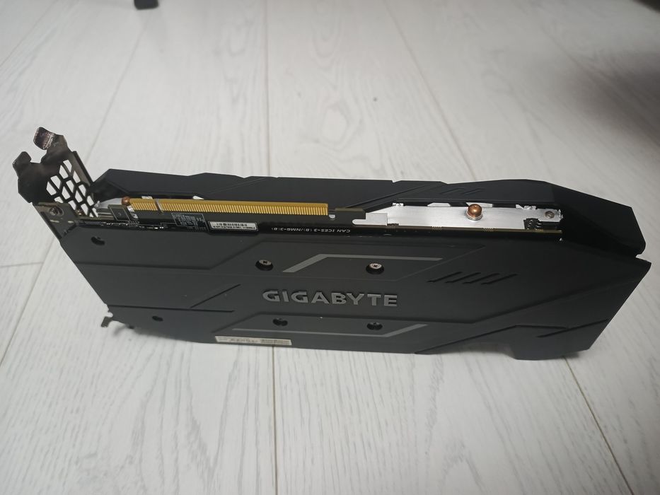 Продам відео карту 2060 на 6gb