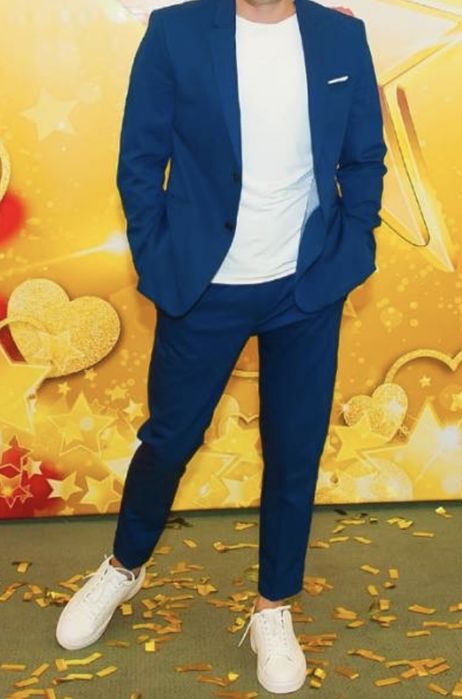 Продам костюм ZARA мужской