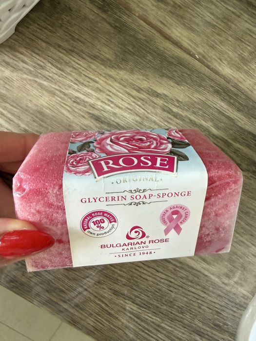 Bułgarskie mydło w kostce różane z gąbką nowe !