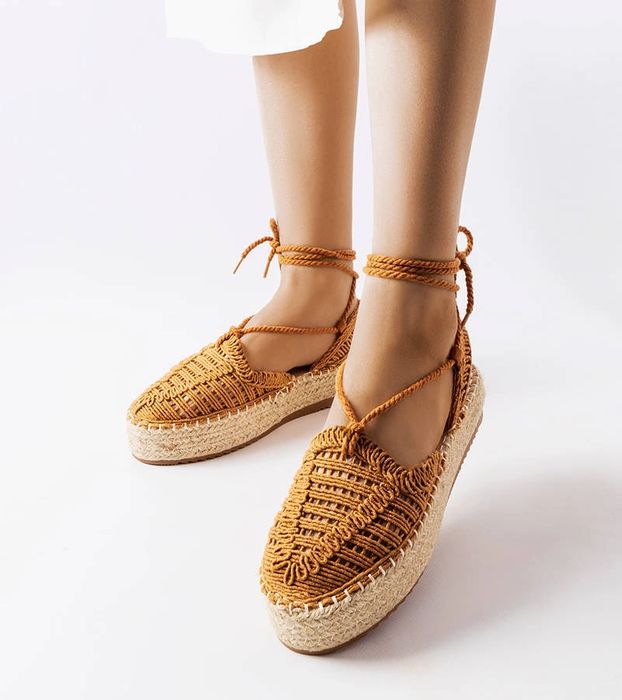 Camelowe wiązane espadryle Partenia