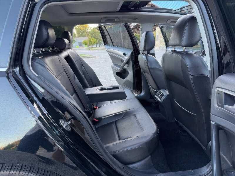 2015 Volkswagen Golf SportWagen TDI SE