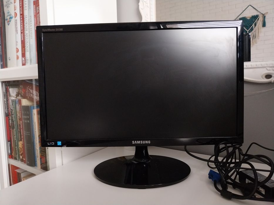 Monitor Samsung S22A300N 22'' LED FULL HD VGA