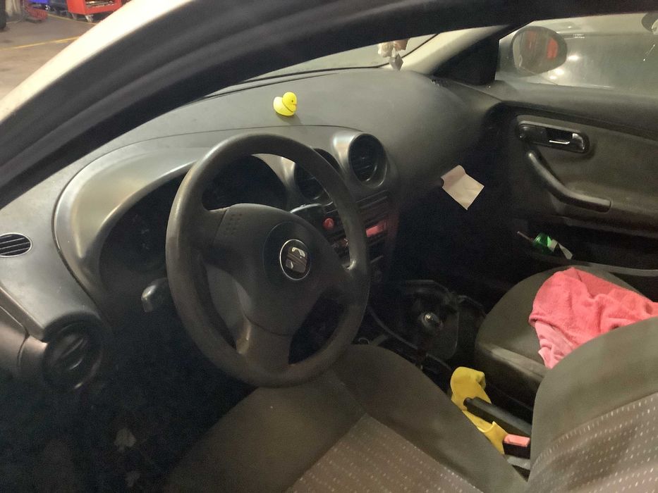 Seat Ibiza 6L 1.2i 64cv - 2005 - Para peças