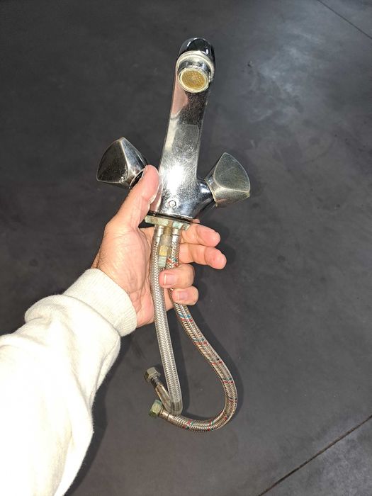 2 Bathroom Faucets64286524796801123