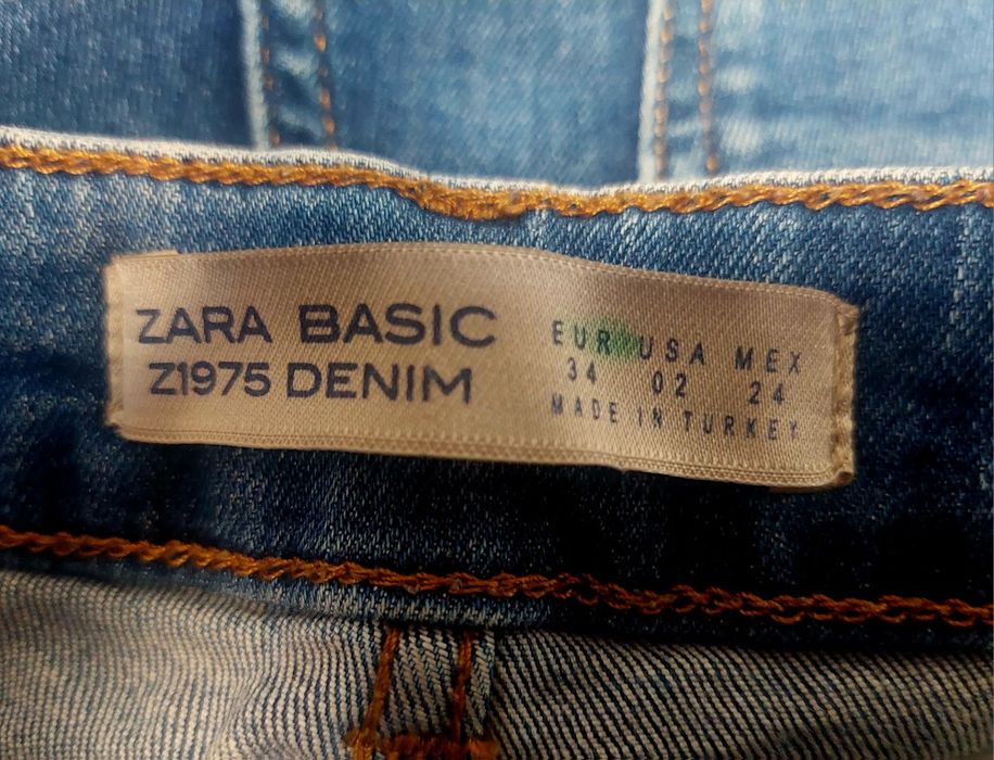Джинси ZARA Basic Denim 34 лампаси XS джинсы 42