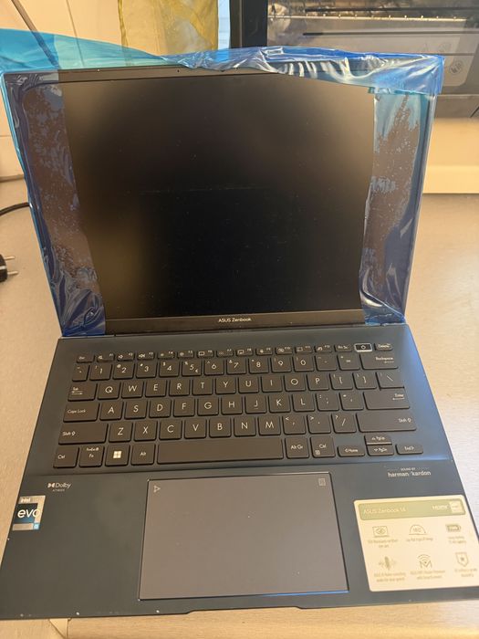 Asus ux3402 va nie wkacza sie