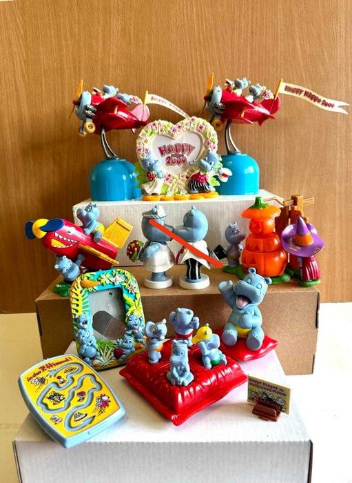 Kinder maxi Hippo, Кіндер максі бегемоти