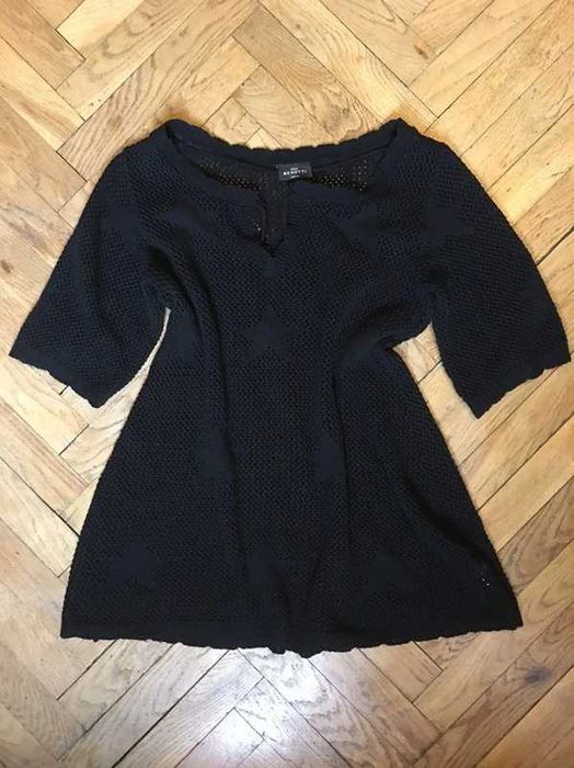 czarna sukienka dziargana vintage avant garde