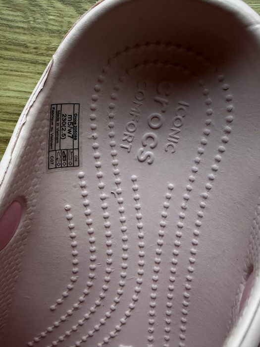 Crocs pudrowy róż klapki 37-38