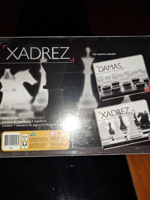 Jogo de xadrez Majora novo