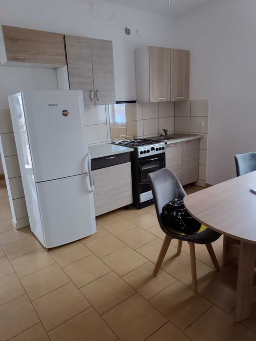 Wynajmę mieszkanie 42m2 Szczuka 1. piętro garaż