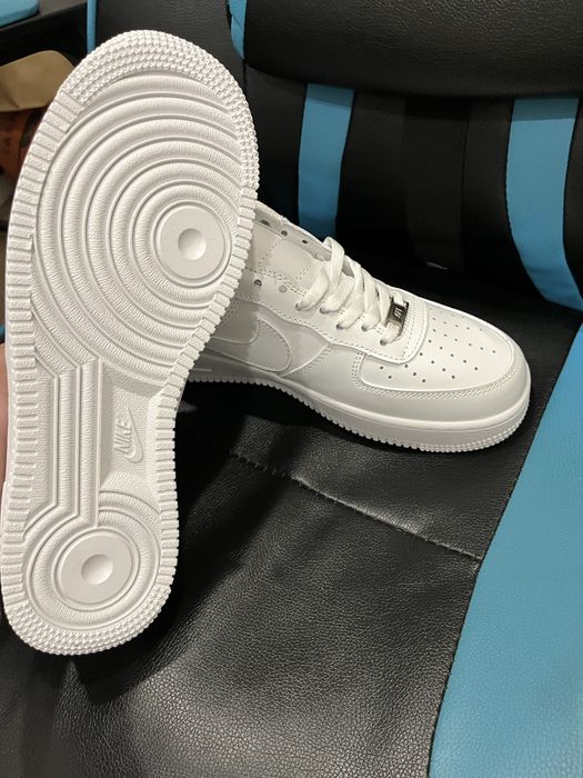 AF1 novos sem caixa